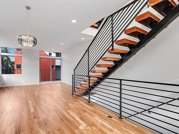 5th image of 3930 A S Brandon Street #A