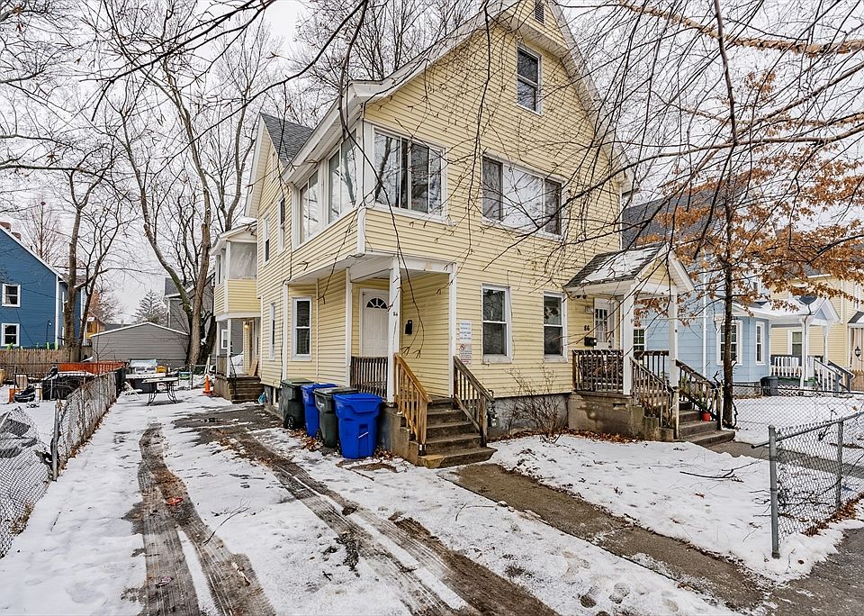 8486 Bowles St, Springfield, MA 01109 Zillow