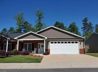 2104 Springwood Ct, Asheboro, NC 27205