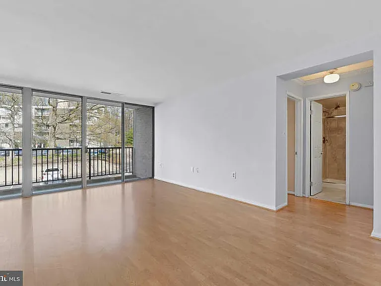 Living Room 4