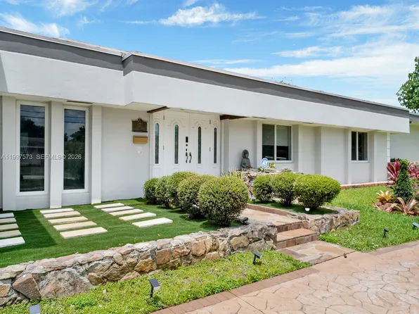 621 E Tropical Way, Fort Lauderdale, FL 33317