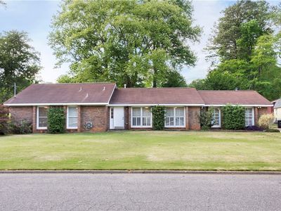 1800 Calcutta Dr, Opelika, AL, 36801