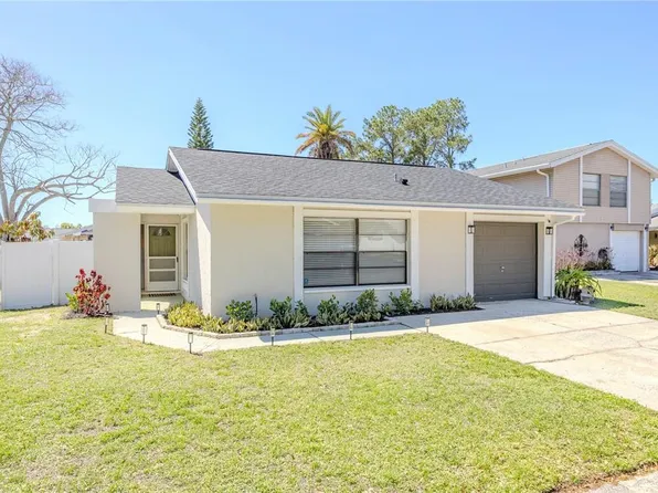 10002 Oakengate Pl, Tampa, FL 33624