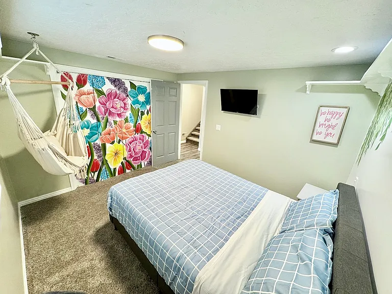 4393 S 2875 W — Photo 38