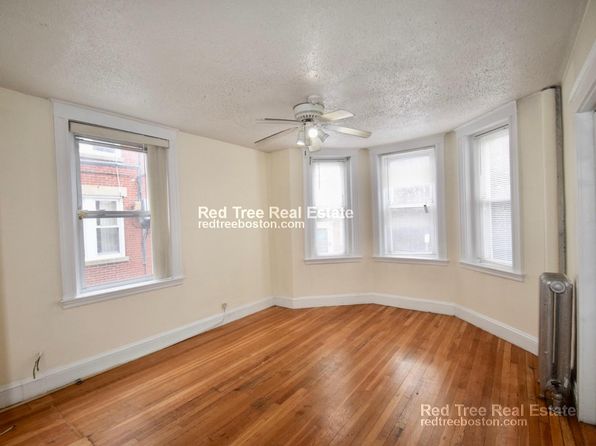 5 Barrows St APT 1