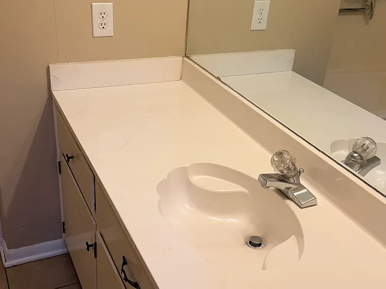 607 Estes Dr — Photo 13