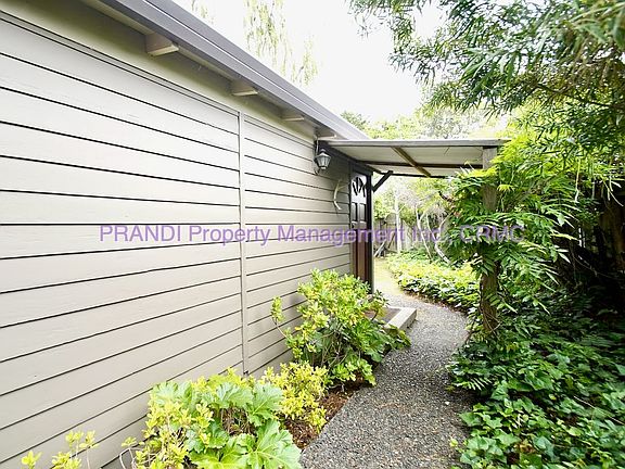 4th image of 3 E Laverne Ave