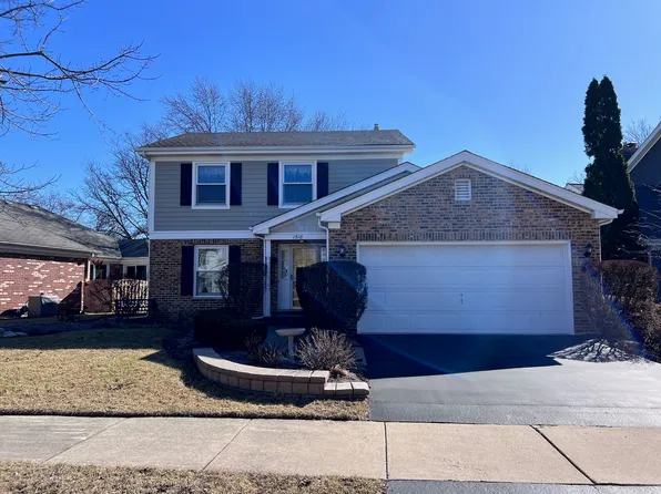 1518 Inverrary Dr, Naperville, IL 60563