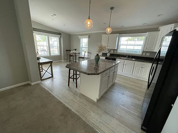 2nd image of 6000 E Pershing Ave #7K9GCW