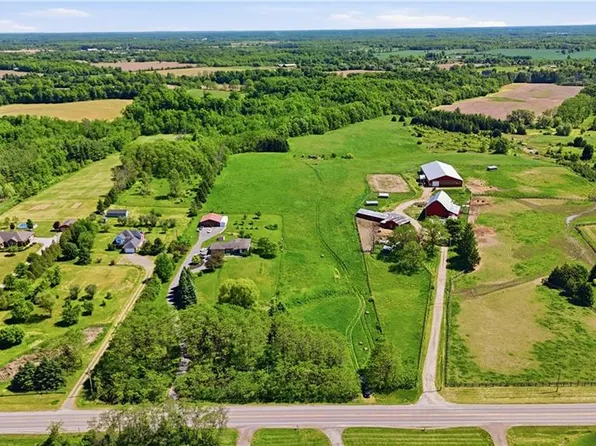 19 Baptist Church Rd, Brant, ON N3T 5L4