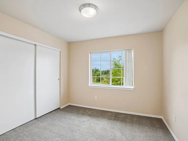 Legacy Oaks Apartments — Photo 8