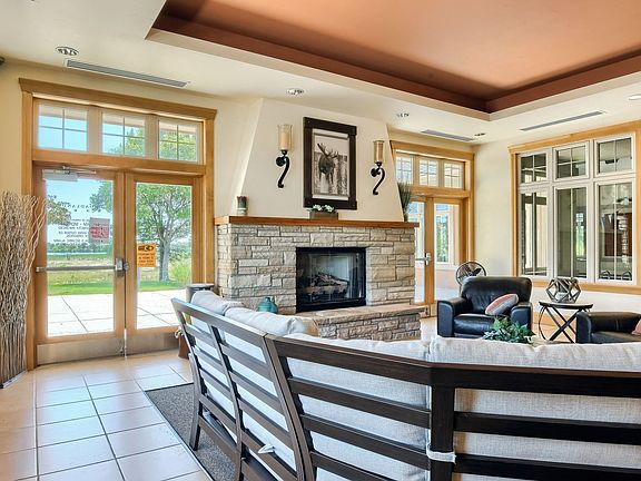 2nd image of 3475 Boulder Cir Unit 102