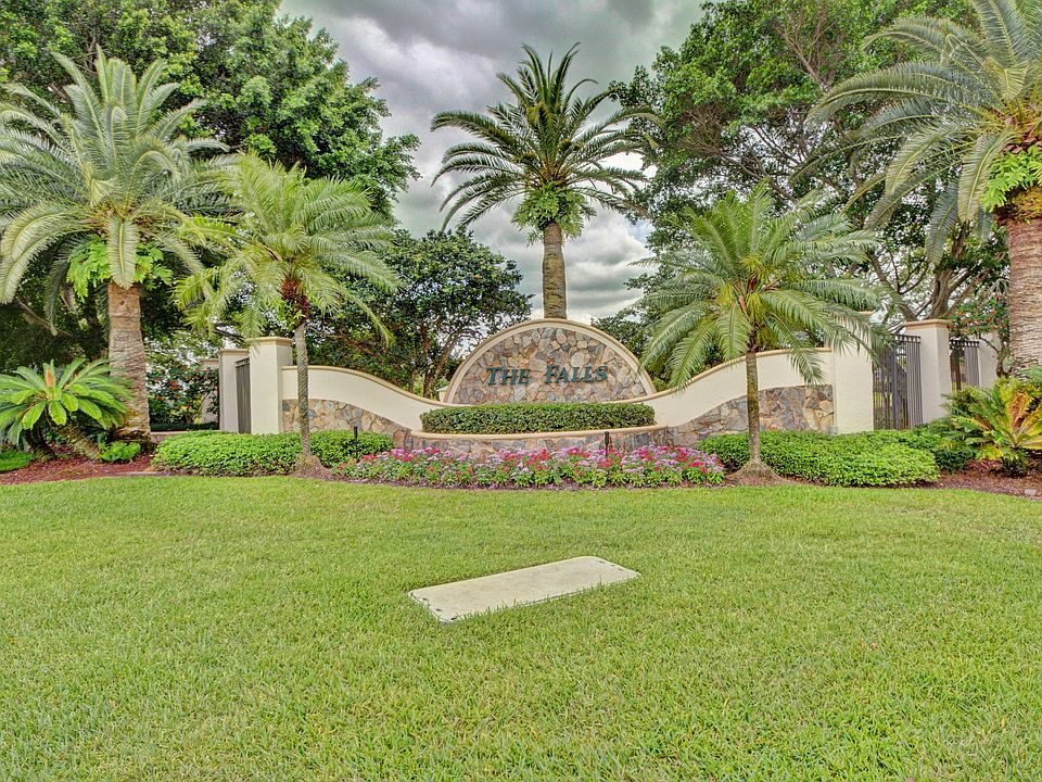 1st image of 673 Sand Creek Cir