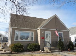 7834 19th Ave, Kenosha, WI 53143