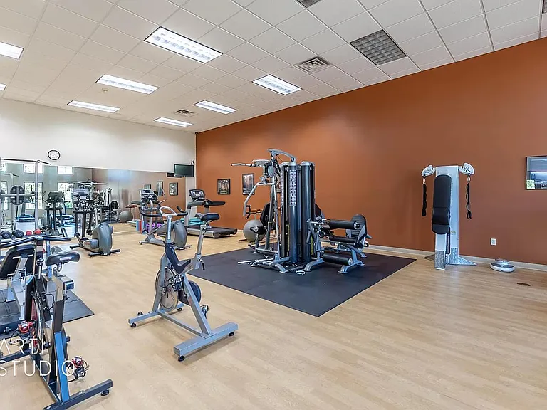 934 N Slow Creek Ln — Photo 29