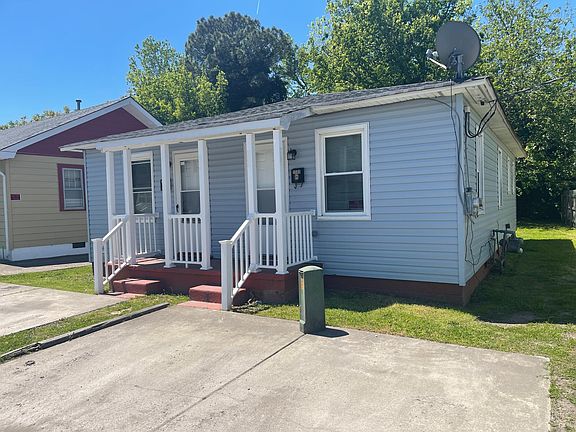 3rd image of 2500 Acorn St