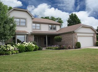 30 Carlyle Ln, Buffalo Grove, IL