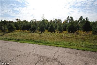 1st image of 4680-S/L Autumn Run Dr #15