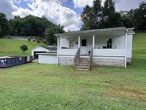2nd image of 842 Horse Creek Rd