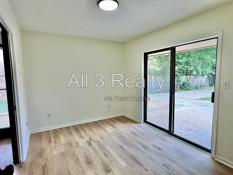 2905 Willow Lane Dr — Photo 11