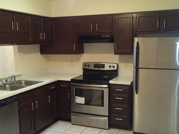 4th image of 11462 Willet Ct S