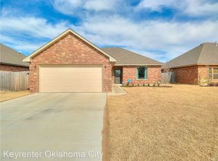 1017 SW 15th St, Moore, OK 73160