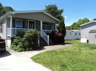 2 Wren Ct, Whiting, NJ 08759