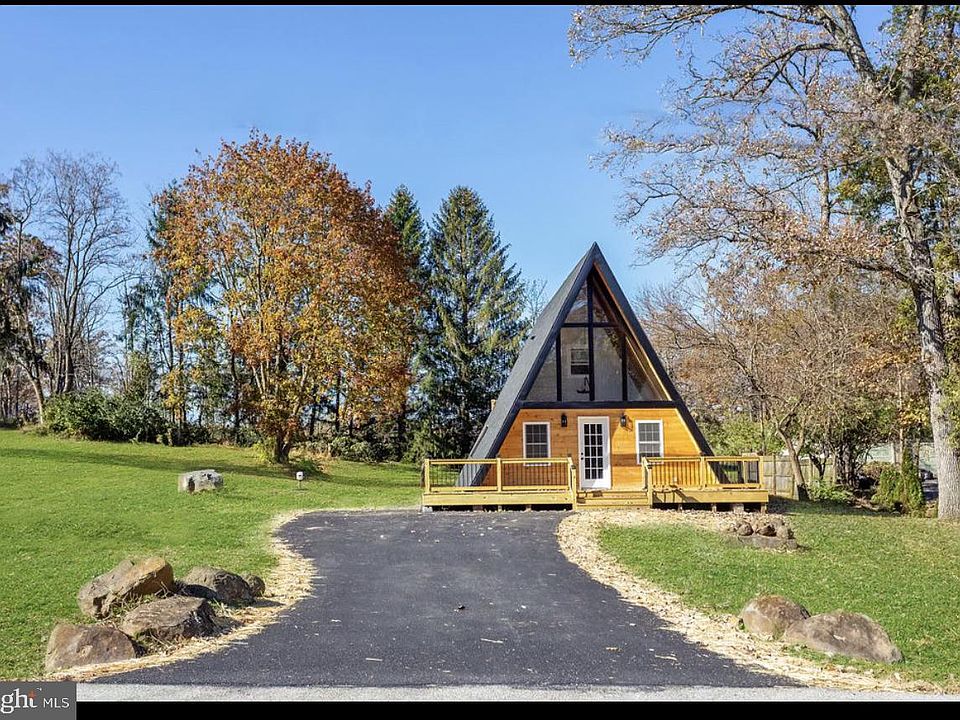 1st image of 231 Lake Meade Dr