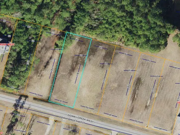 65 W Dowry Creek, Belhaven, NC 27810