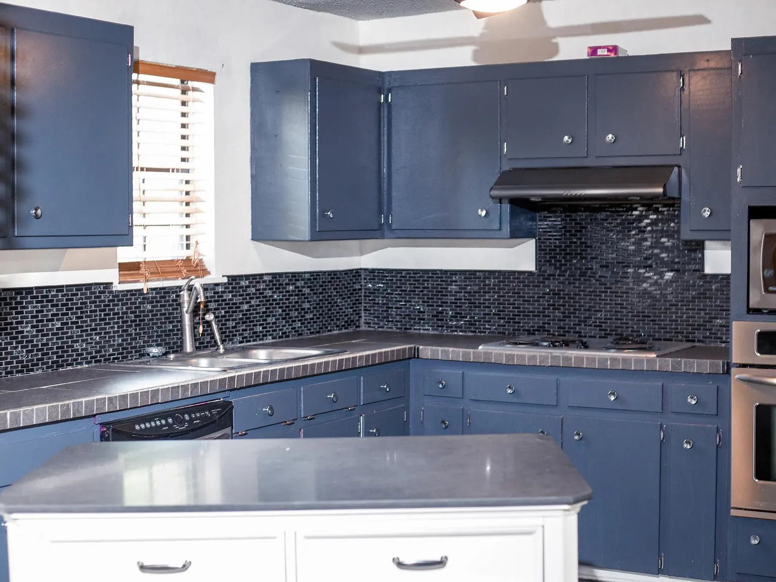 4 bed, 1682 sqft, $1,700 — Photo 3