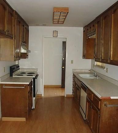 2nd image of 4421 E Monte Vista Ave