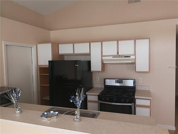 4th image of 3000 Pineda Dr