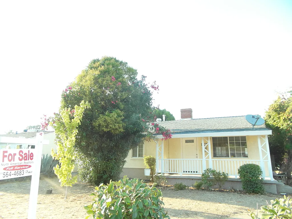 2751 23rd Ave photo 1