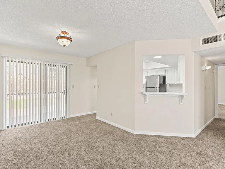 1861 Sonoma Pl — Photo 10