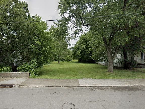2nd image of 1015 S High St