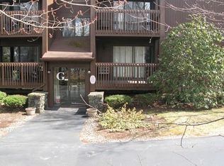 340 Sunderland Rd UNIT 27, Worcester, MA 01604