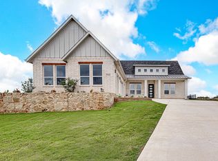 7336 Saint Augustine Dr, Cleburne, TX 76033