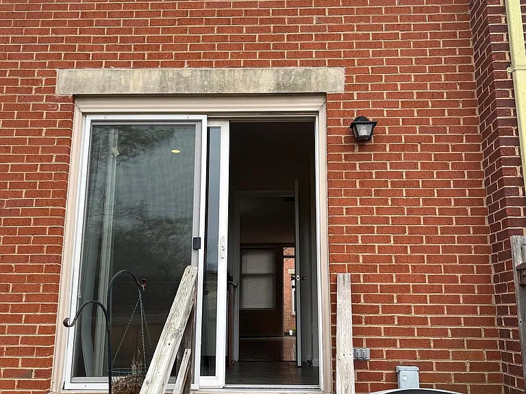 1533 Oronoco St — Photo 27