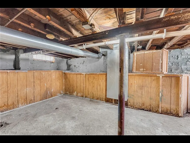 1244 W 69th St — Photo 19