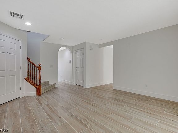 4th image of 9085 W Torino Ave