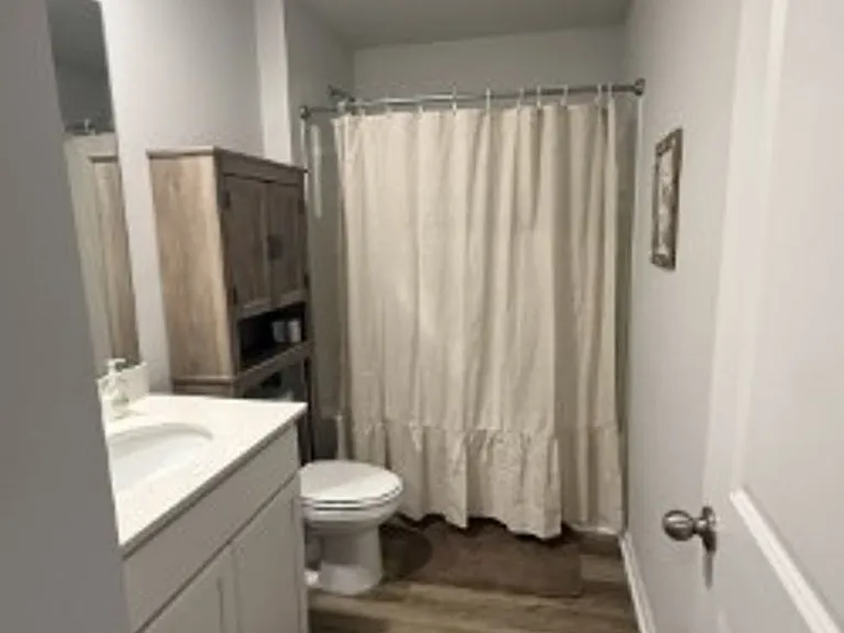1510 Heritage Cir SE — Photo 8