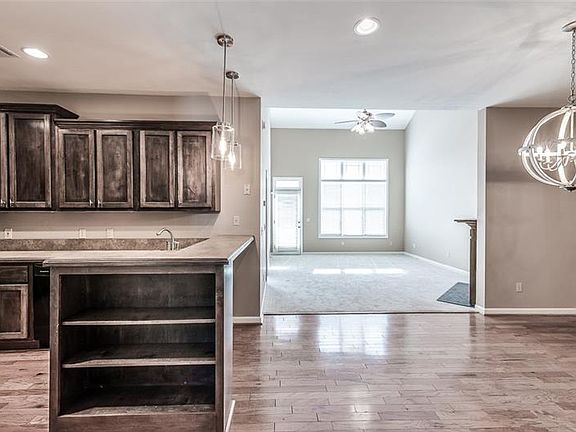 4th image of 2316 Marbleridge Dr #2C