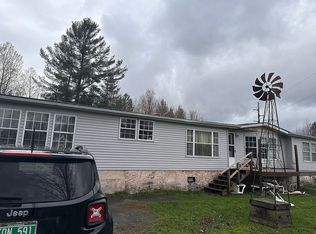 106 Terrice Dr, Derby, VT 05829