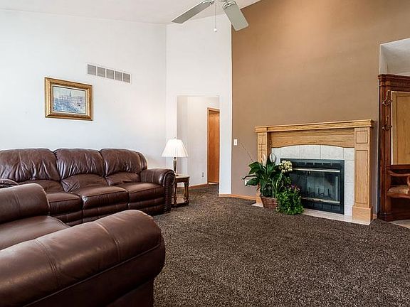 5th image of 12323 Meadow Dr