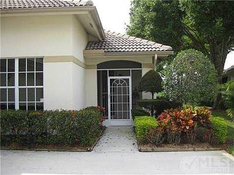 2nd image of 9425 Avenel Ln