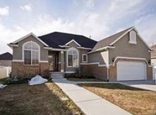 6468 Everest Dr, Taylorsville, UT 84084