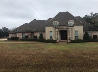 301 Long Lake Dr, Covington, LA 70435
