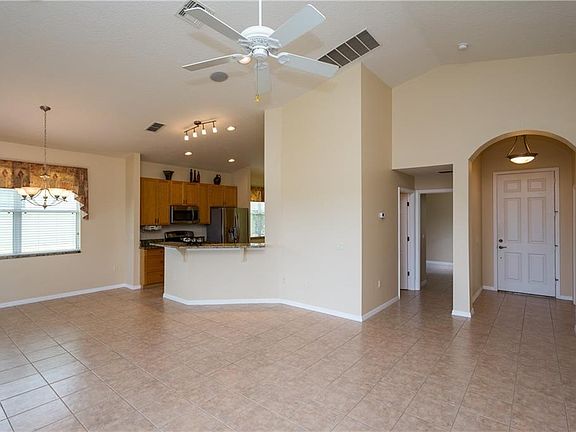 2nd image of 839 Wolf Creek St