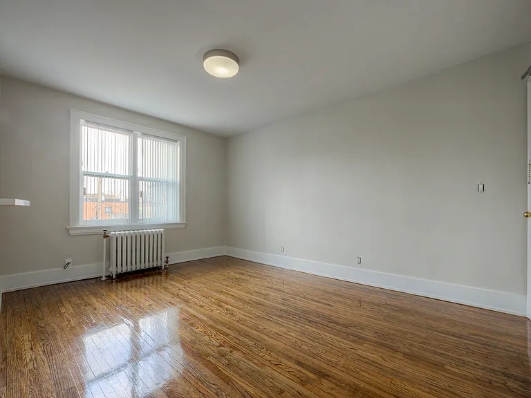 778 Broadview Ave — Photo 23