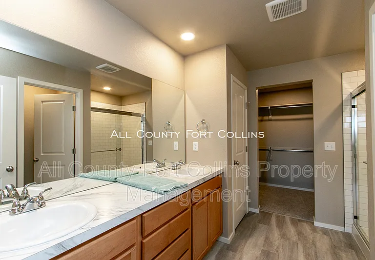 3602 Ronald Reagan Ave — Photo 13